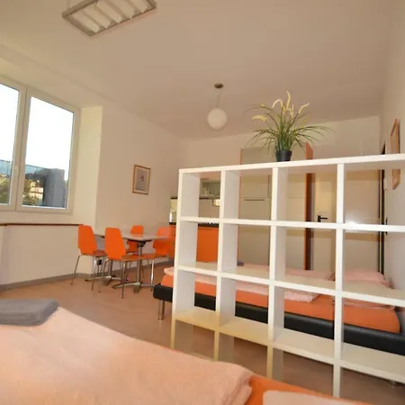 Summer Apartments Lugano - Downtown City Center & Lake Nearby 盧加諾