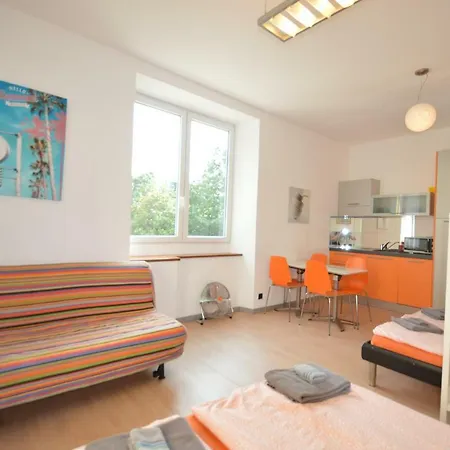公寓 Summer Apartments Lugano - Downtown City Center & Lake Nearby *