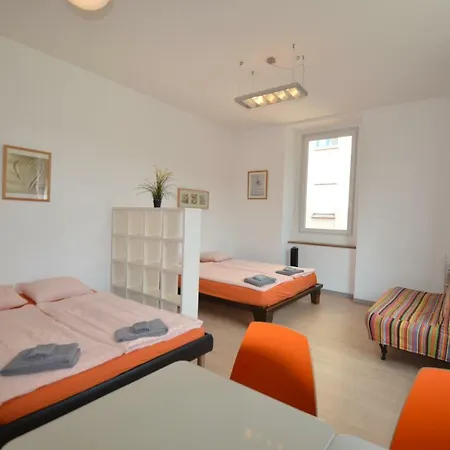 Summer Apartments Lugano - Downtown City Center & Lake Nearby 盧加諾